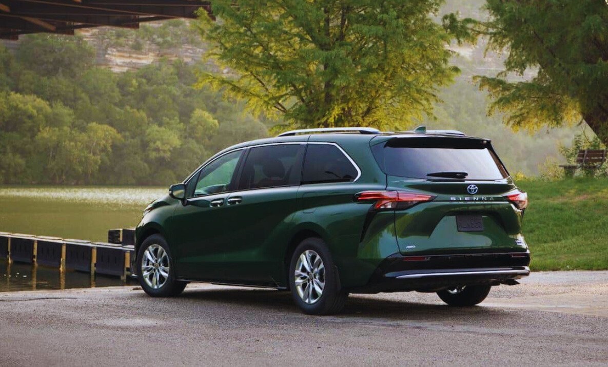 toyota sienna gr