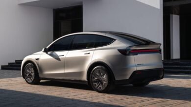 2027 Tesla Model Y L Premium